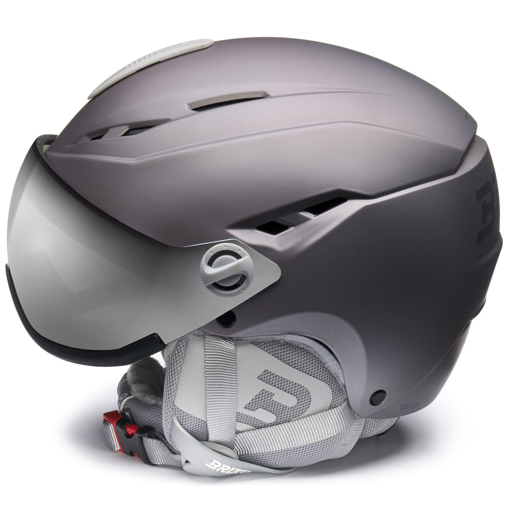 Women’s Grey Ski Helmet with Visor for Maximum Protection 02
