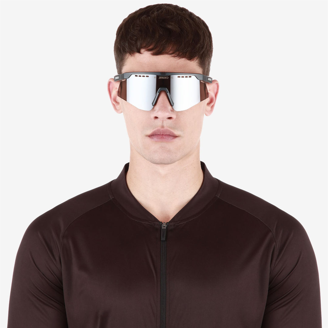 Lunettes de soleil noires unisexes avec protection UV et verres faciles à changer main