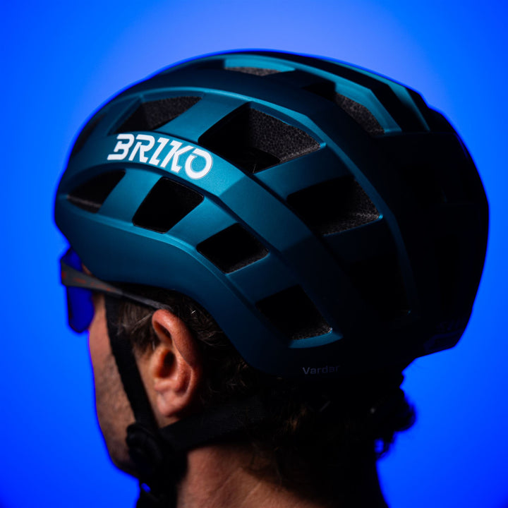 Unisex Green and White Cycling Helmet with Ventilation and Reflectivity 5