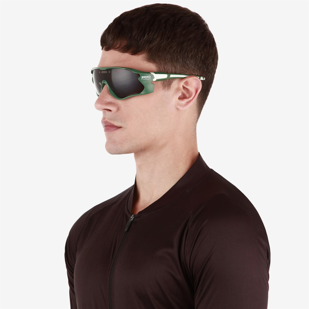 Occhiali da sole militari verdi unisex con protezione antiappannamento e UV main