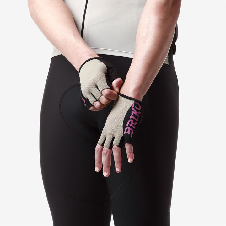 Gants de cyclisme unisexes gris et noirs avec paume antidérapante 3