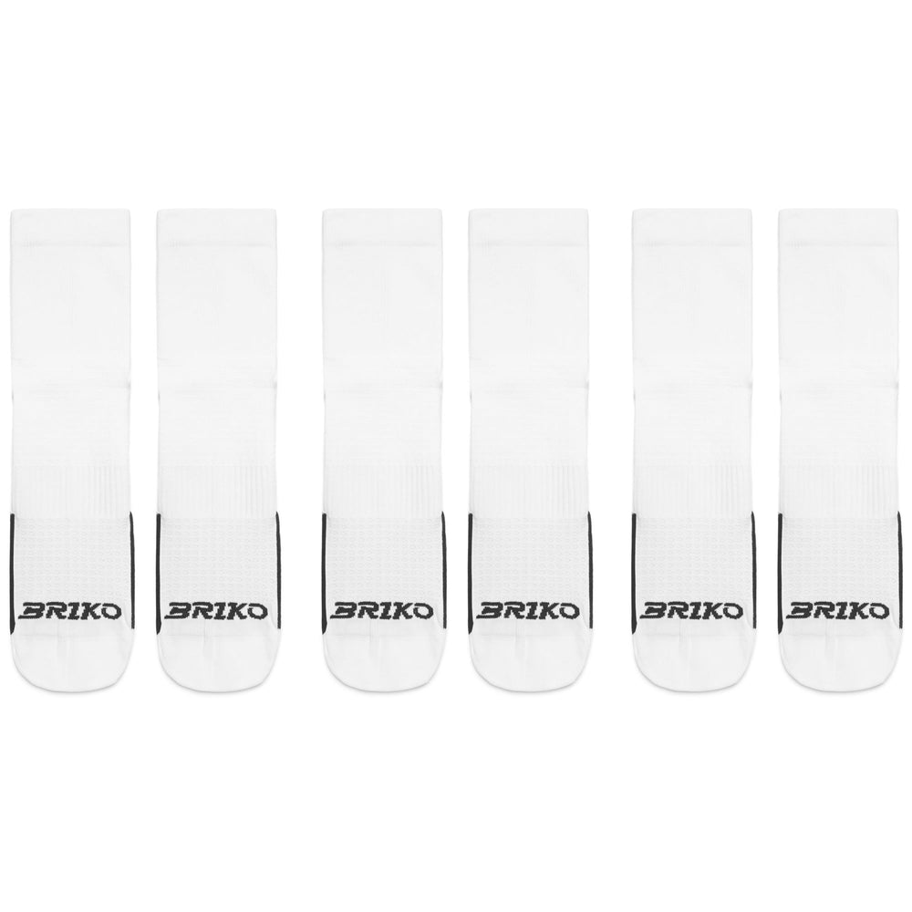 Unisex White Cycling Ankle Socks with Compression and Breathability 02