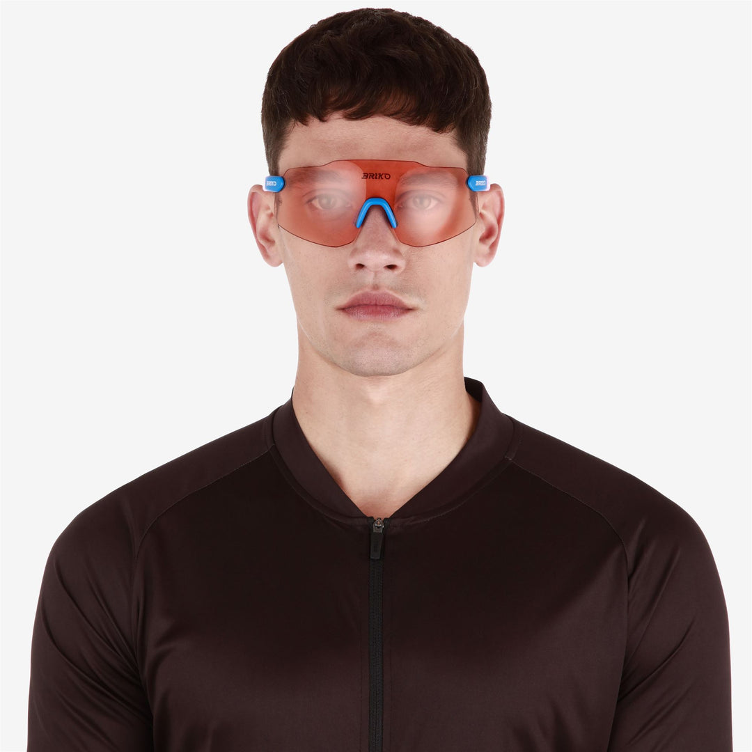 Lunettes de soleil violettes unisexes avec verres à dégagement rapide pour une vision optimale main
