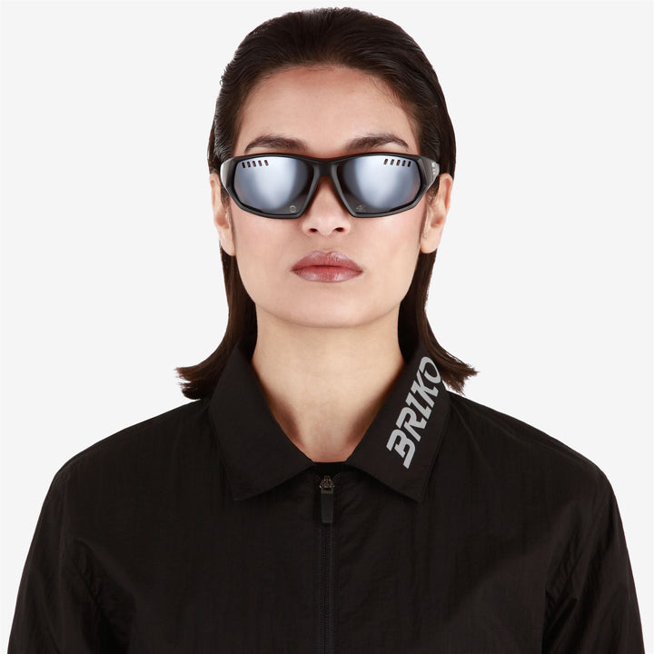 Occhiali da sole unisex blu con protezione UV e impugnatura antiscivolo 5