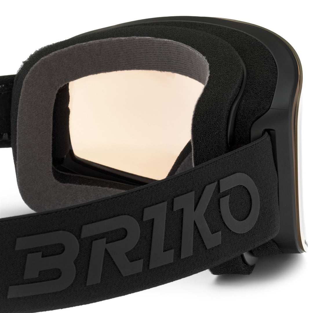 Unisex Black Ski Goggles with Photochromatic Lens and Anti-Fog Features main
