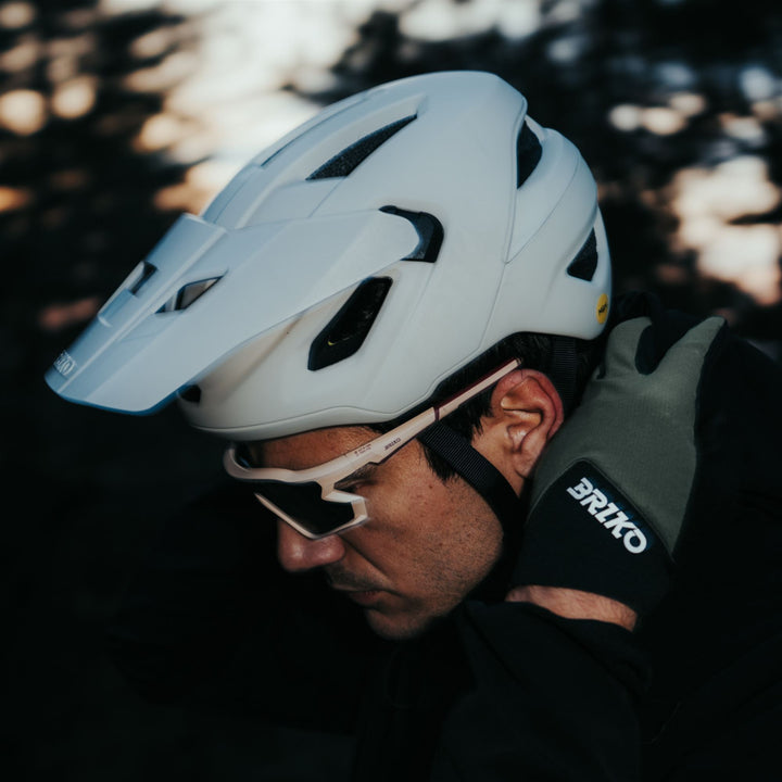 Casco da ciclismo unisex verde e beige per mountain bike 5