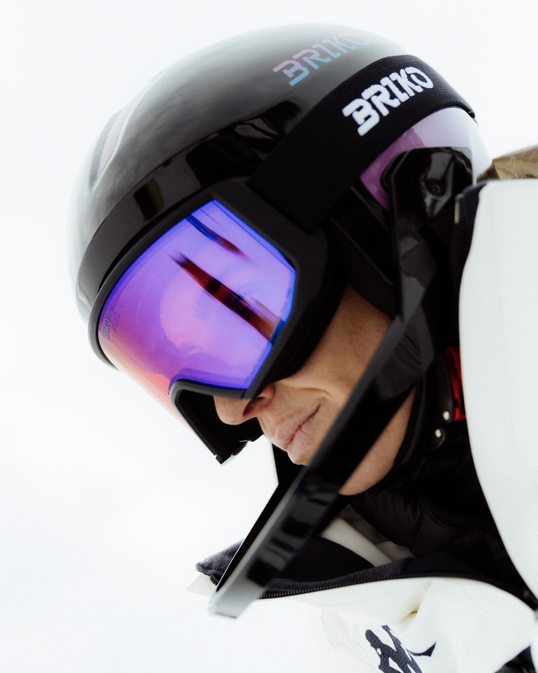 DIEZZ : casques de ski à visière intégrée, masques et protections DIEZZ : casques de ski à visière intégrée, masques et protections